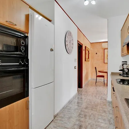 Elisa With Pool Two Bedrooms For 4 Persons Villa *