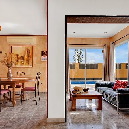 别墅 Elisa With Pool Two Bedrooms For 4 Persons *
