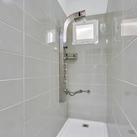 Elisa With Pool Two Bedrooms For 4 Persons